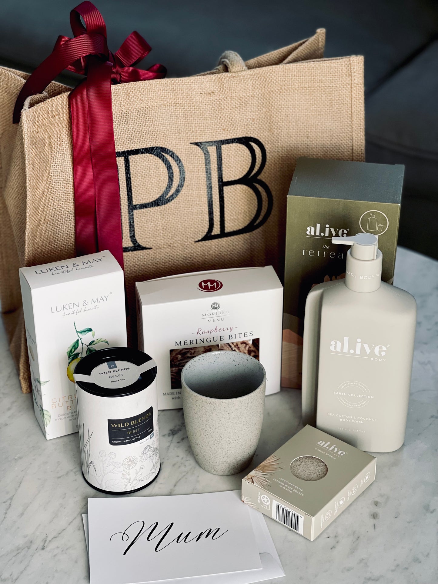 
                  
                    Signature ‘Retreat’ Tote Hamper
                  
                