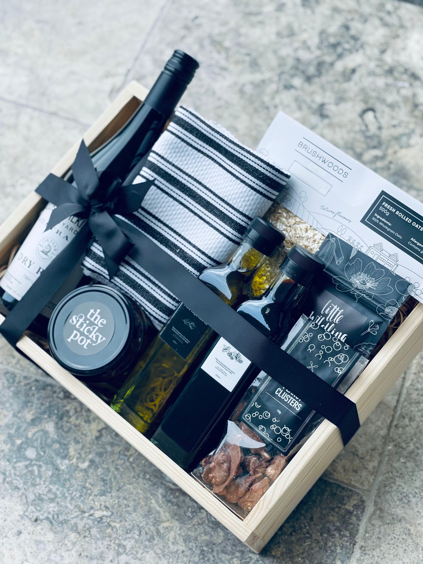
                  
                    The Kitchen Hamper
                  
                