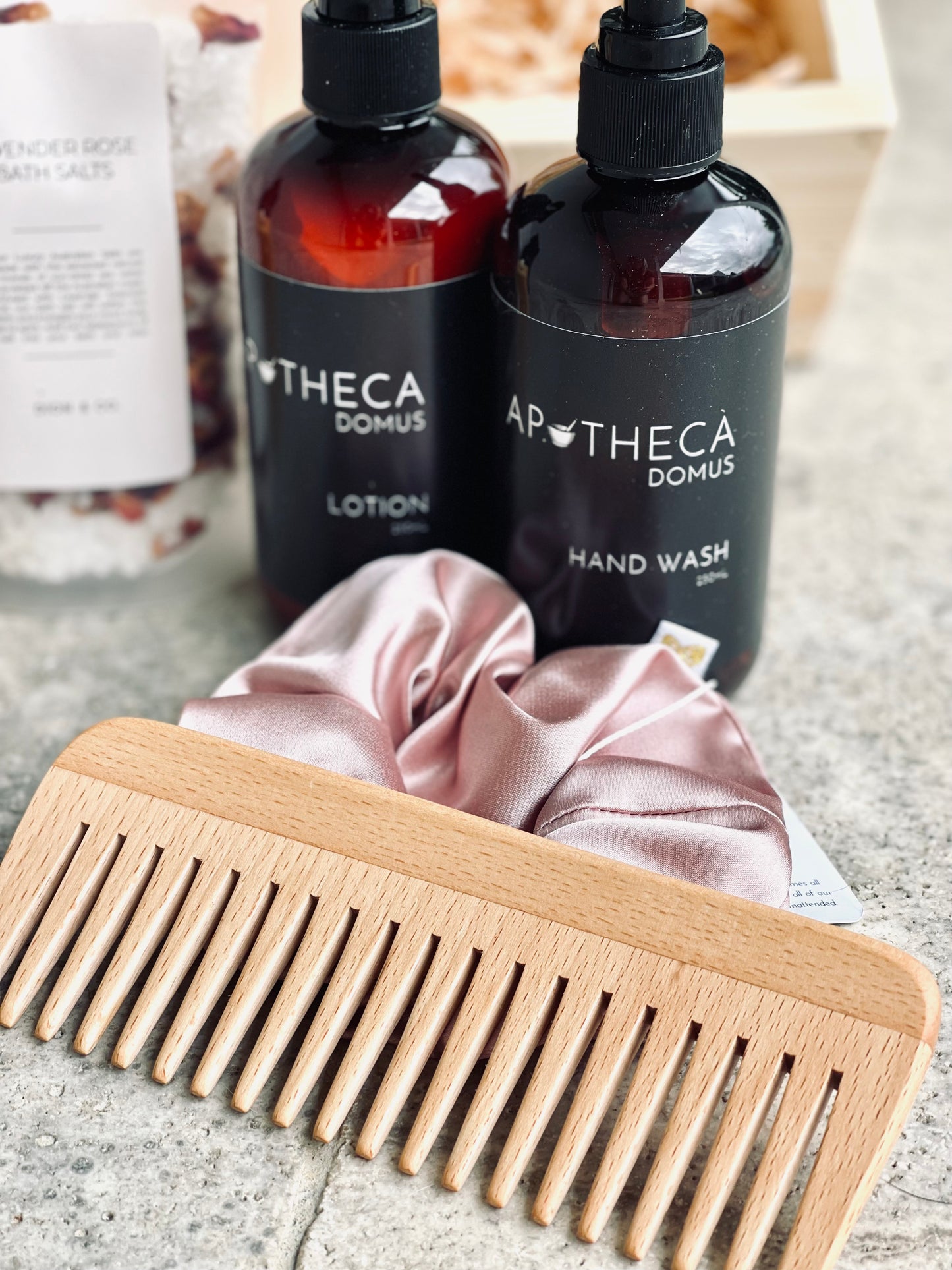 
                  
                    The Relax Hamper
                  
                